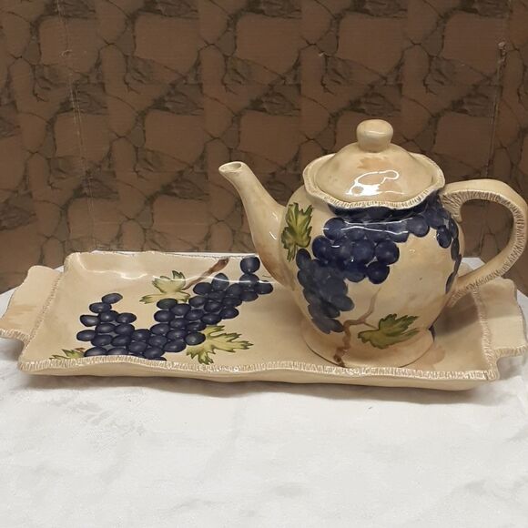 Bella Casa by Ganz Teapot & bread tray Vineyard Grapes - Picture 1 of 11